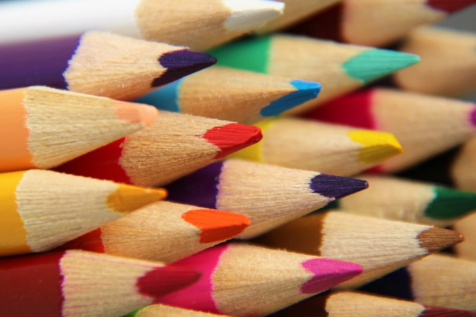 colored-pencils-picture
